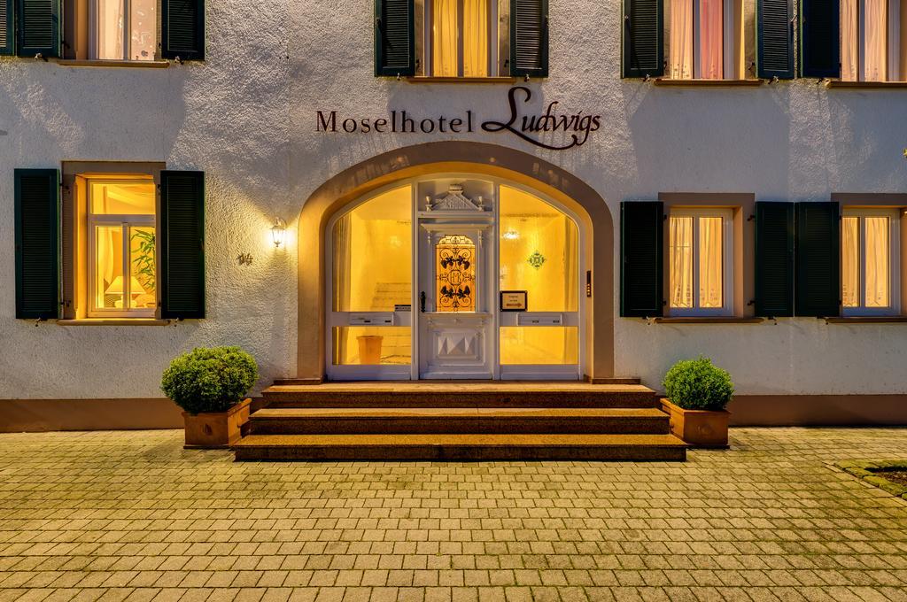 Moselhotel Ludwigs Kowerich ภายนอก รูปภาพ